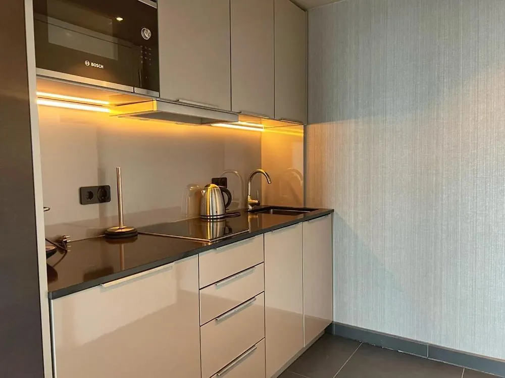 Suites Im Cloud Stuttgart Apartment