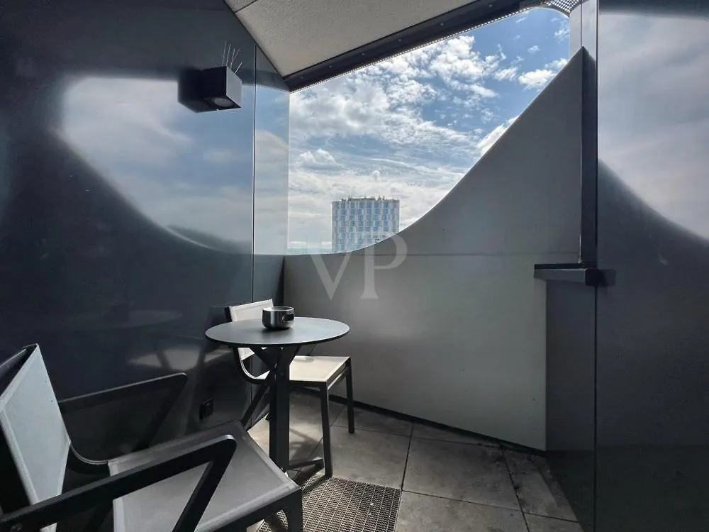 Suites Im Cloud Stuttgart Apartment