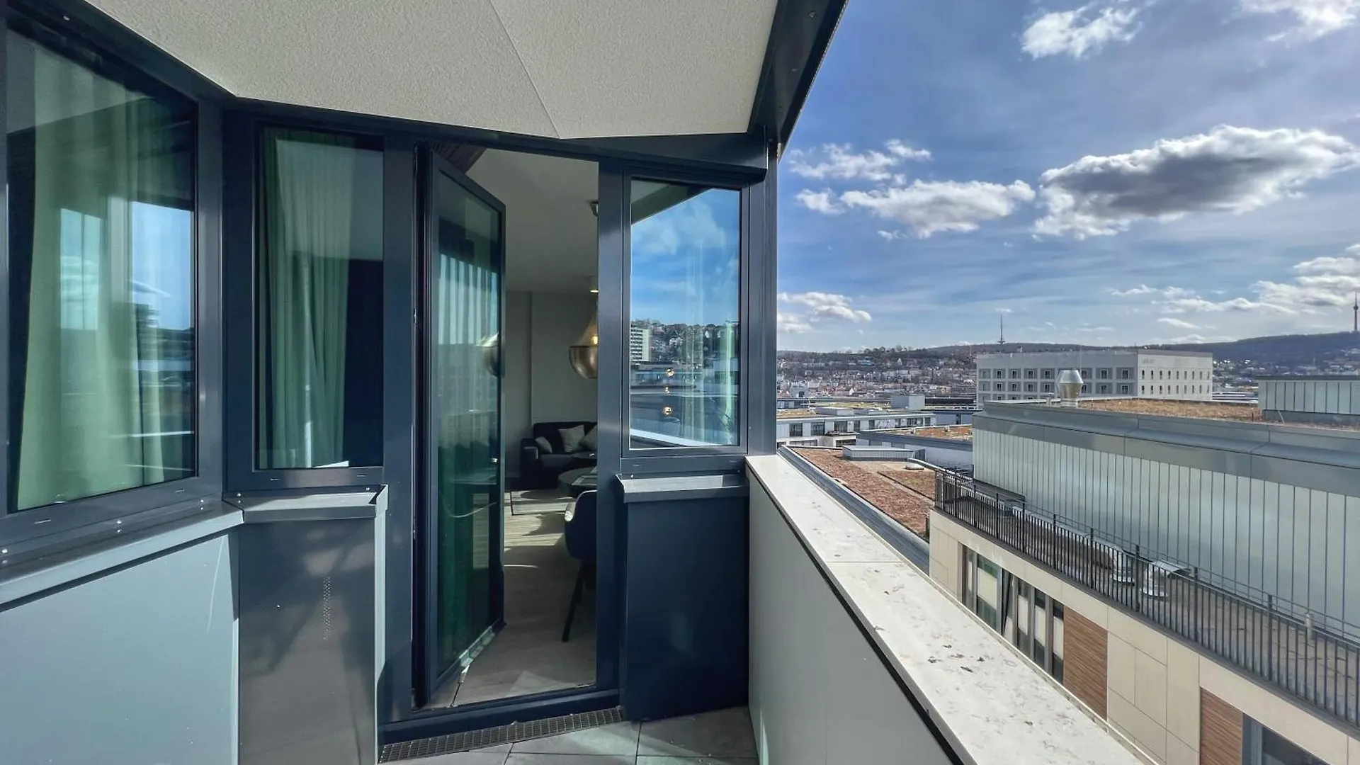 Apartment Suites Im Cloud Stuttgart