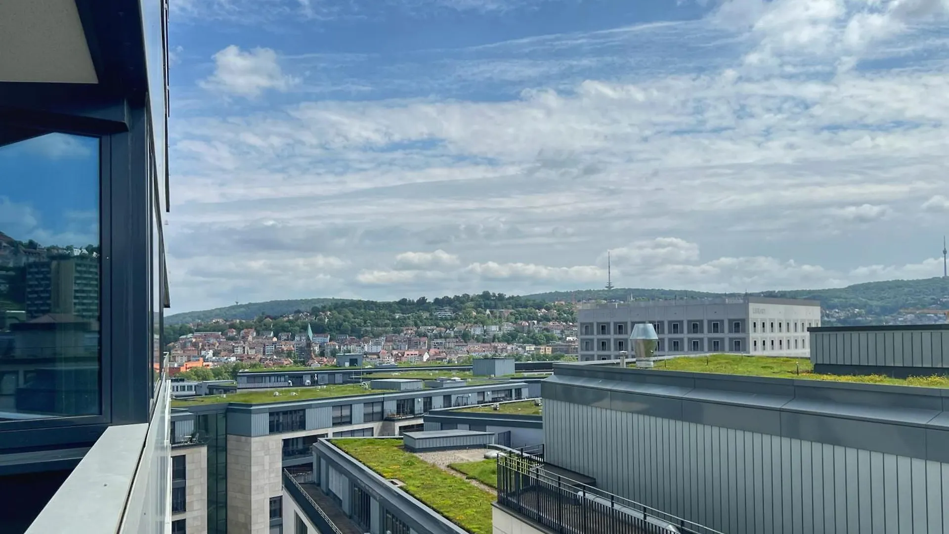 Apartment Suites Im Cloud Stuttgart Deutschland