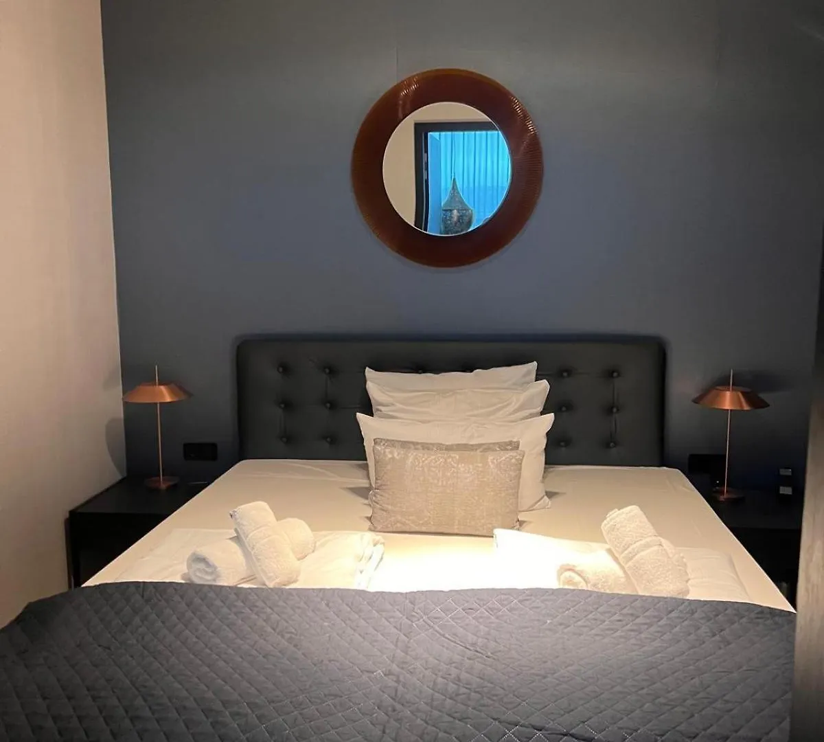 Suites Im Cloud Stuttgart Apartment